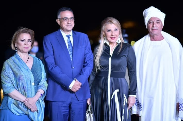 ثقافة وفنون