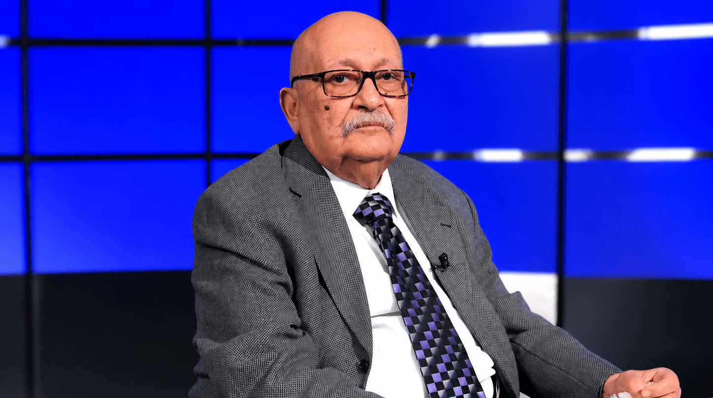 السياسة والأخبار