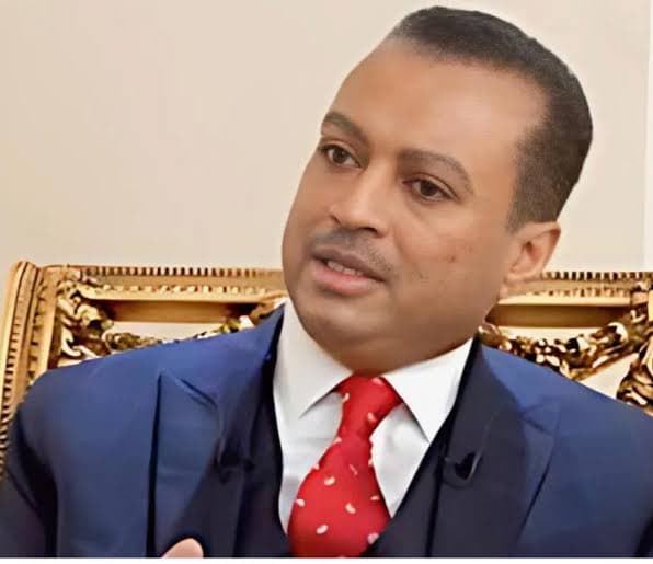 السياسة والأخبار