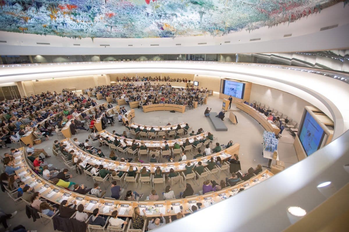 السياسة والأخبار