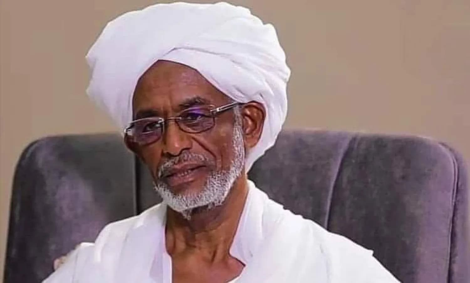 السياسة والأخبار