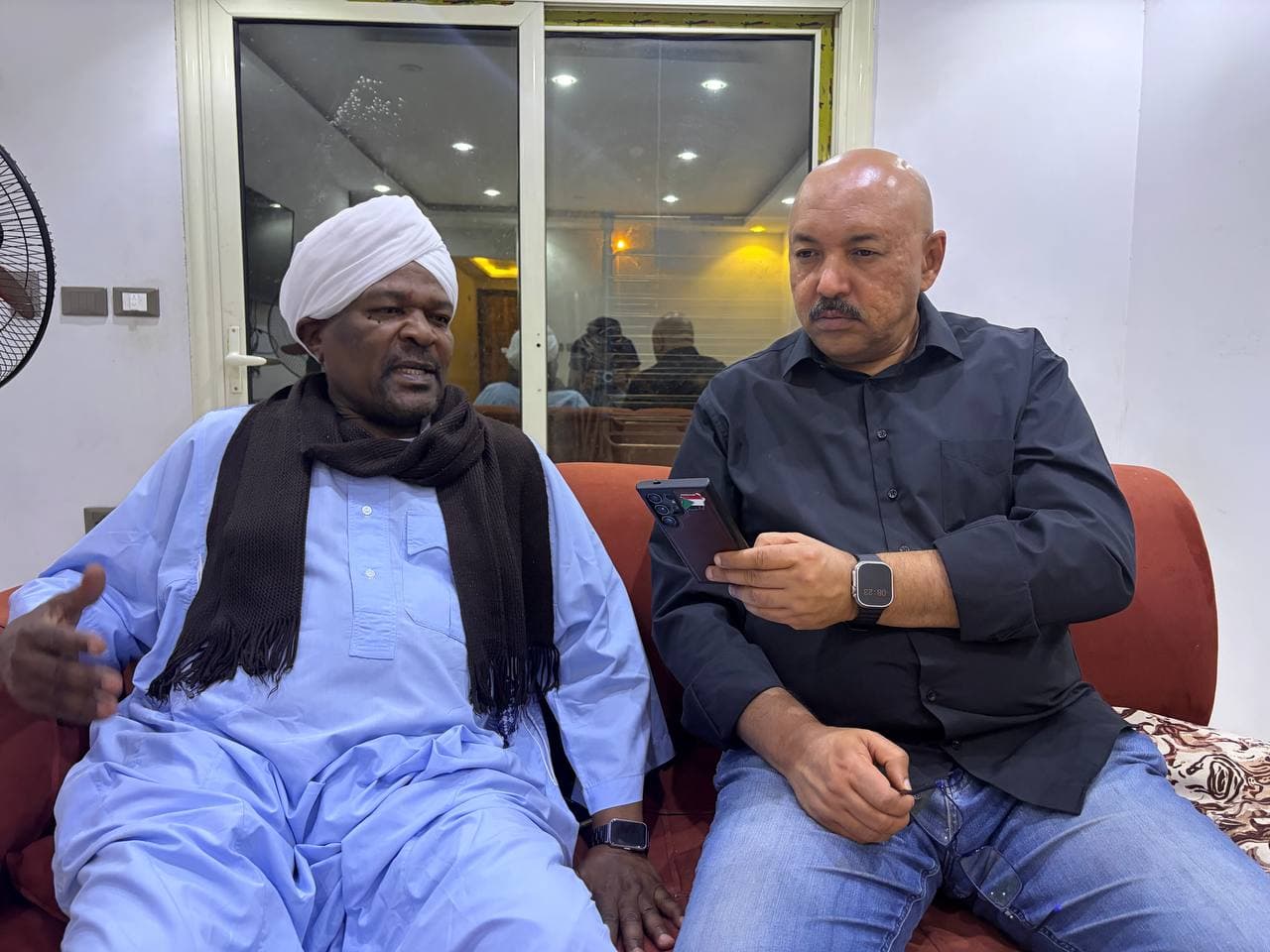 السياسة والأخبار