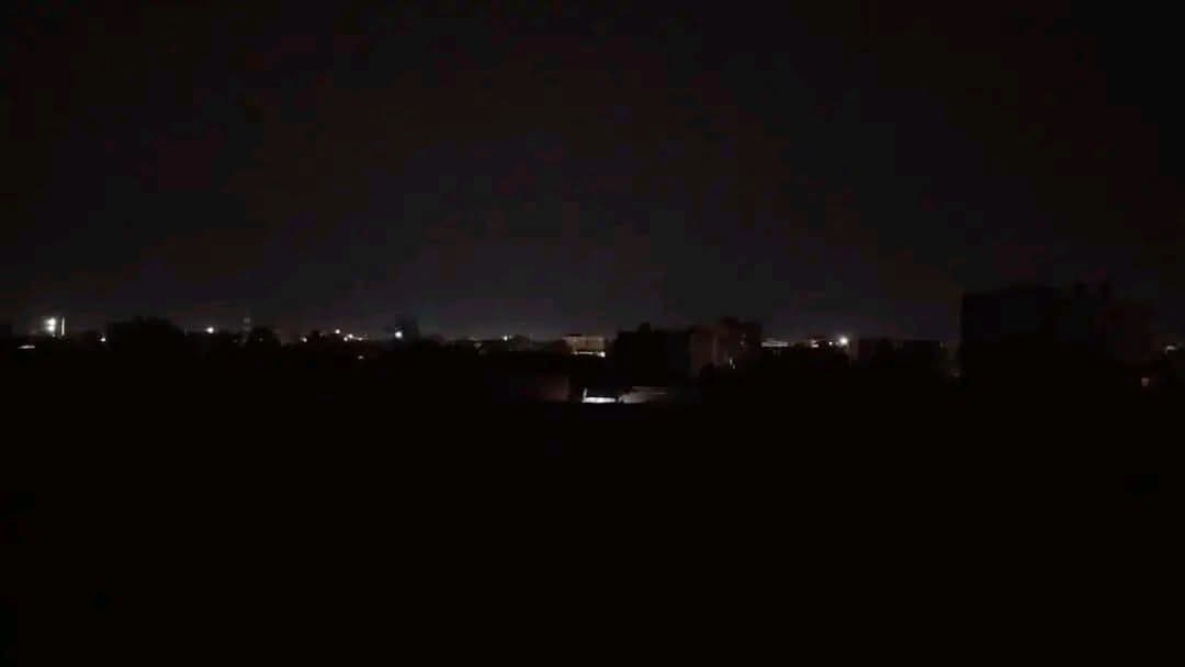 السياسة والأخبار