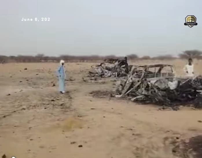 السياسة والأخبار
